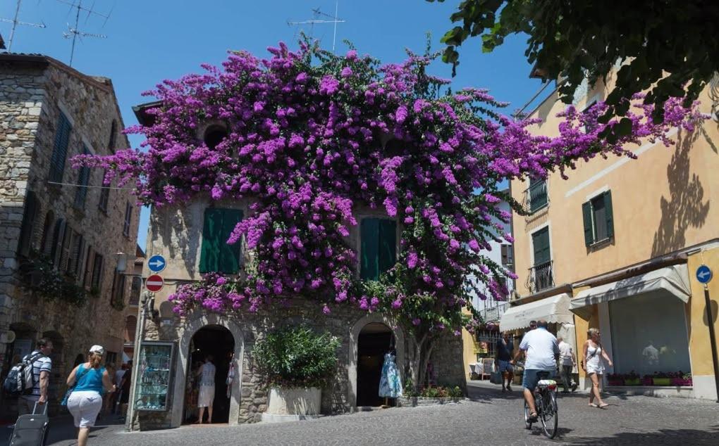 Sunset Apartment Sirmione Exterior foto