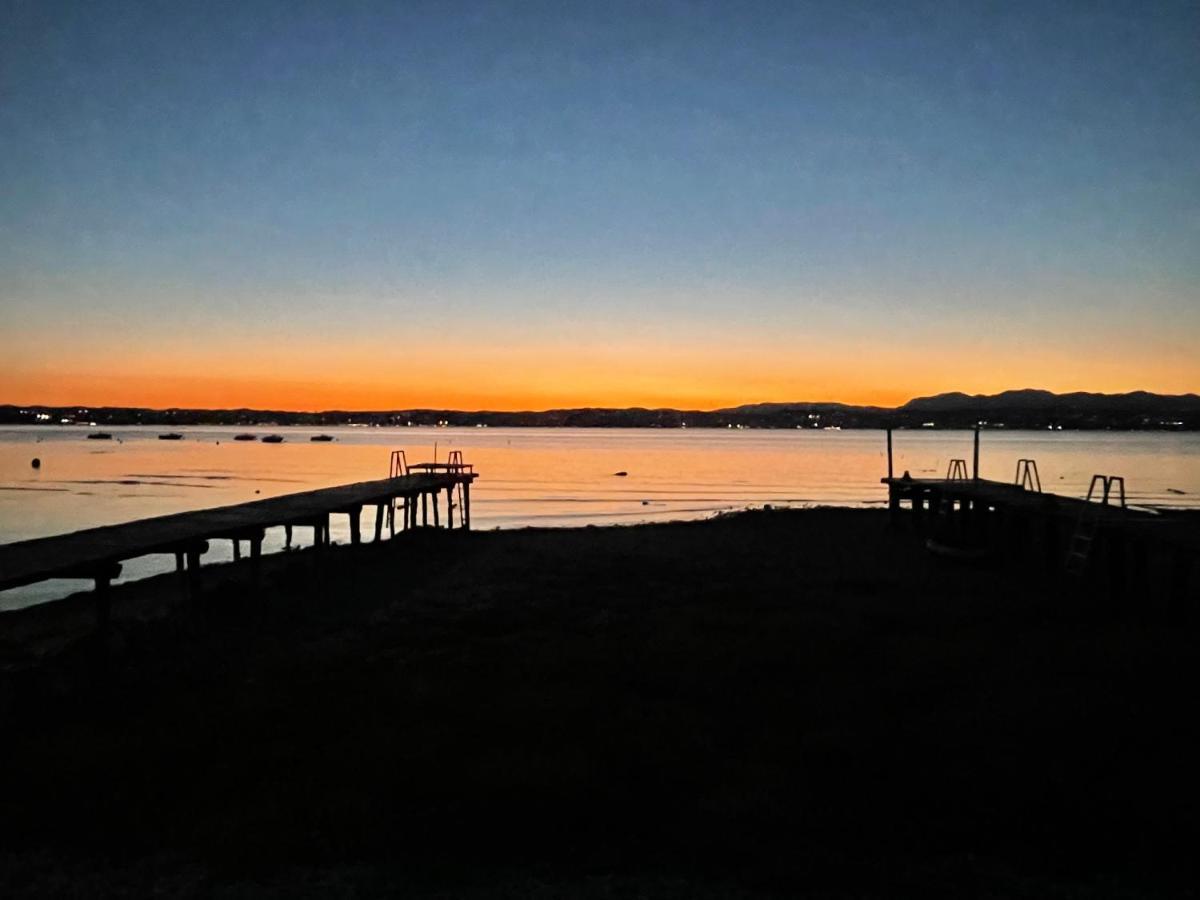 Sunset Apartment Sirmione Exterior foto
