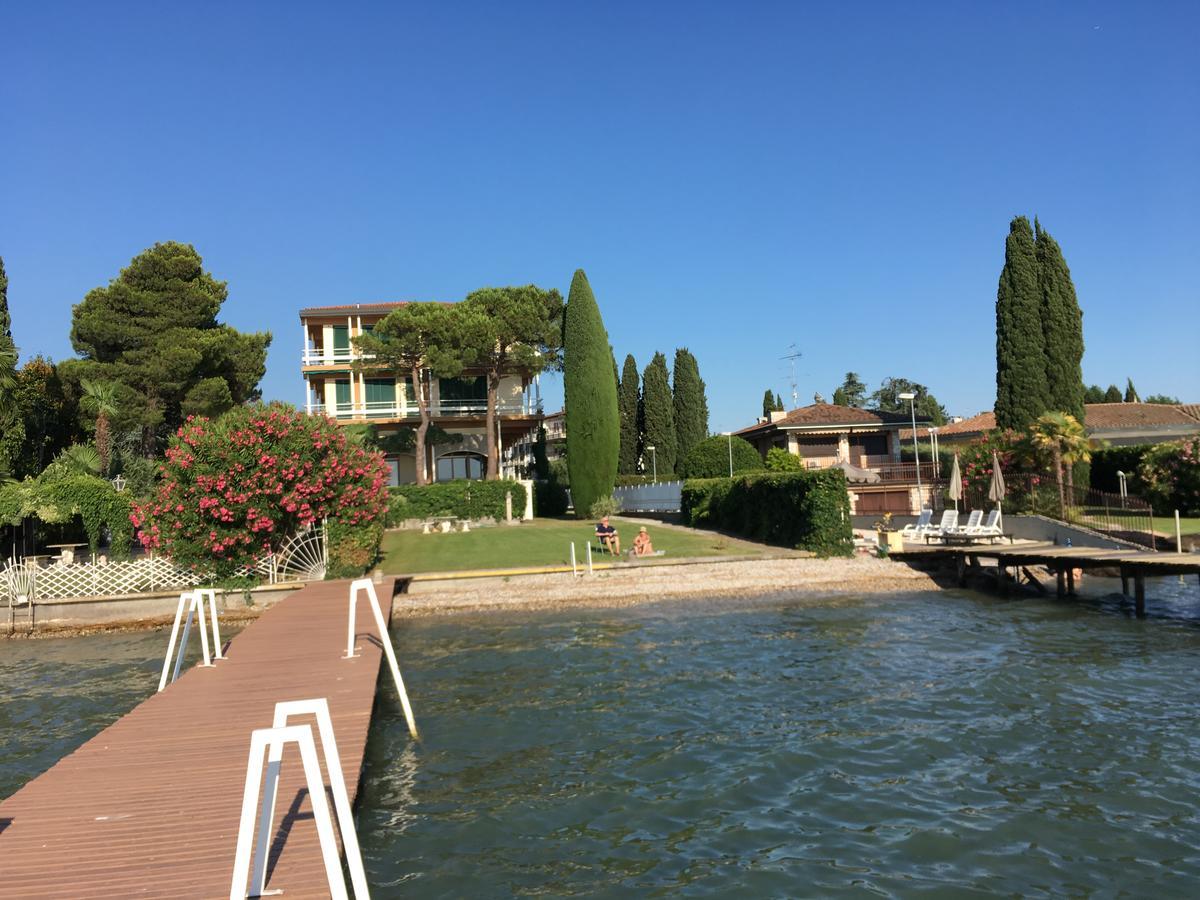 Sunset Apartment Sirmione Exterior foto