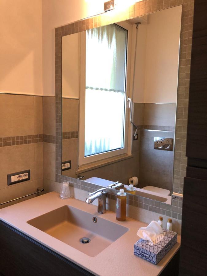 Sunset Apartment Sirmione Exterior foto